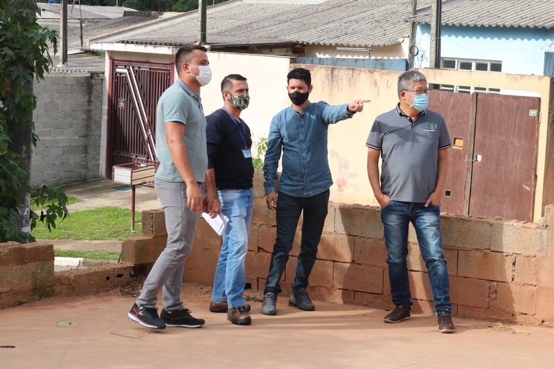Itapecerica da Serra: Prefeito Nakano e vice Rafael visitam centros esportivos no Jacira