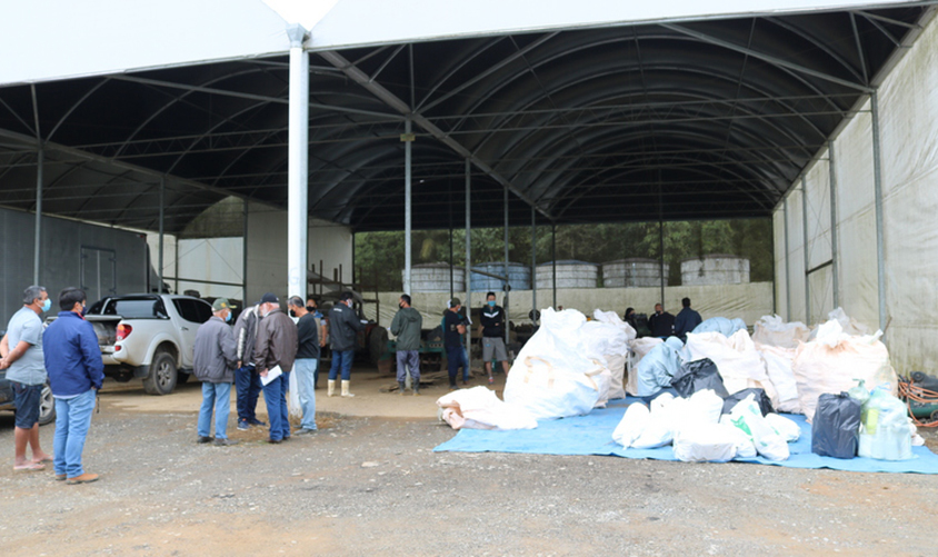 Agricultores Itapecerica da Serra e região participam do Dia do Campo Limpo
