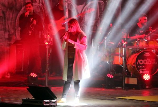 Marília Mendonça fez show em Itapecerica da Serra em 2019